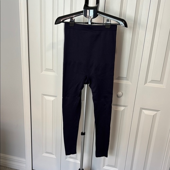 4/$25 Shapermint Women's Navy Blue  Leggings - Picture 1 of 3